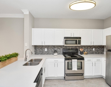 2222 Maroneal Street - Photo Thumbnail 4