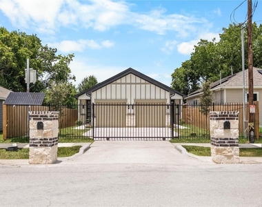 4335 Alvin Street - Photo Thumbnail 4