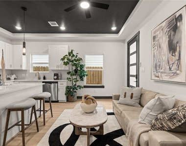 4335 Alvin Street - Photo Thumbnail 11