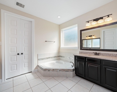 17302 Milrig Court - Photo Thumbnail 22