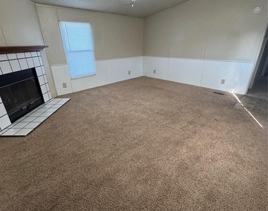 1405 B Street - Photo Thumbnail 7
