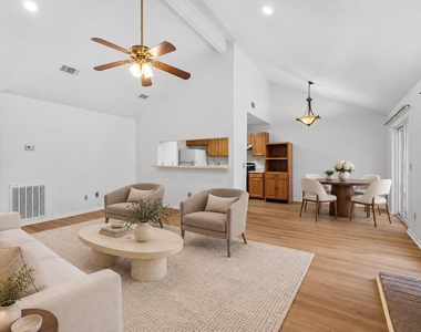 9631 Secretariat Drive - Photo Thumbnail 12