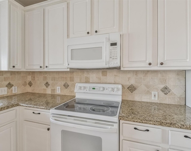 43 Alderon Woods Place - Photo Thumbnail 16