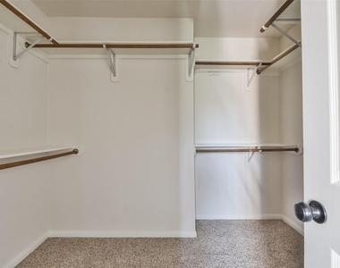 43 Alderon Woods Place - Photo Thumbnail 28