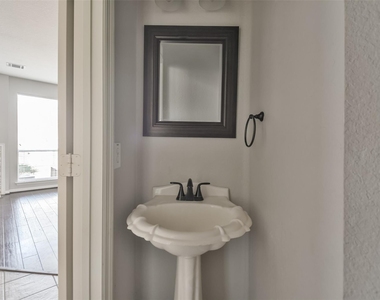 43 Alderon Woods Place - Photo Thumbnail 22