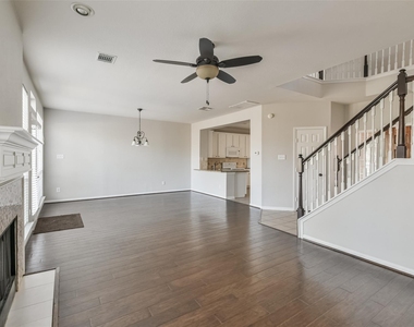 43 Alderon Woods Place - Photo Thumbnail 9