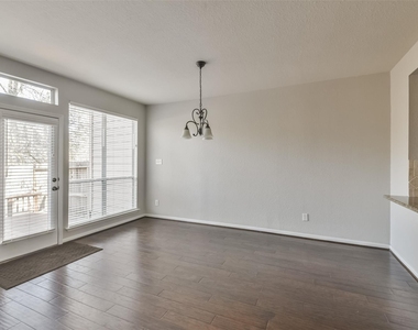 43 Alderon Woods Place - Photo Thumbnail 19