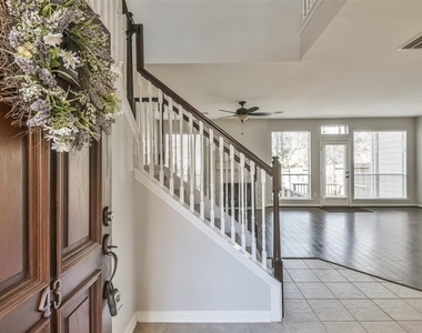 43 Alderon Woods Place - Photo Thumbnail 5