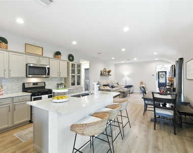 21214 Alder Oaks Drive - Photo Thumbnail 8