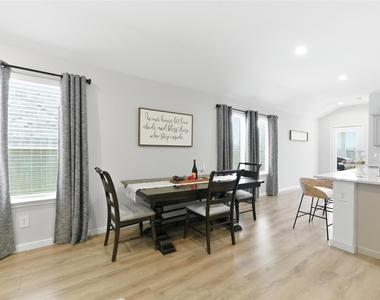 21214 Alder Oaks Drive - Photo Thumbnail 12