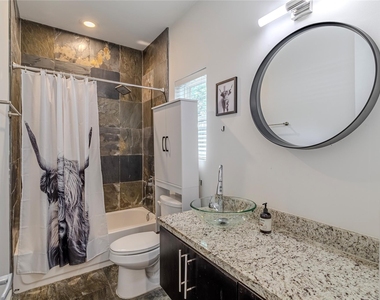 1414 Laird Street - Photo Thumbnail 6