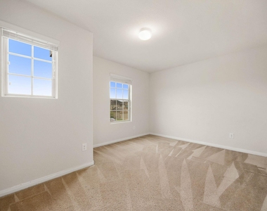6727 Dayridge Lane - Photo Thumbnail 32
