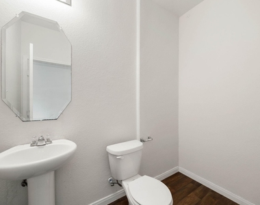 6727 Dayridge Lane - Photo Thumbnail 22