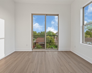 5623 Eskridge Street - Photo Thumbnail 7