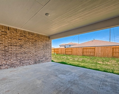 819 Dhalia Petal - Photo Thumbnail 43