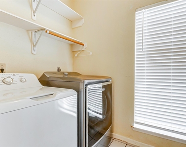 10626 Alderford Court - Photo Thumbnail 27