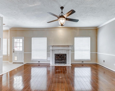 10626 Alderford Court - Photo Thumbnail 3