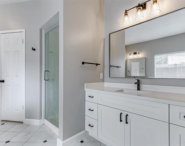 10626 Alderford Court - Photo Thumbnail 17