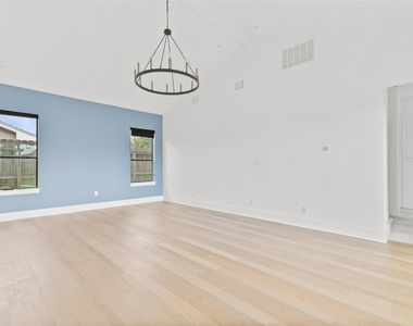 2703 Tannehill Drive - Photo Thumbnail 17