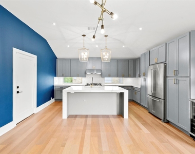 2703 Tannehill Drive - Photo Thumbnail 15