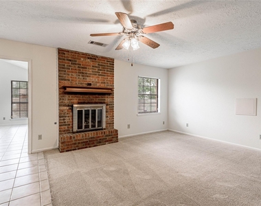 121 Elmwood Street - Photo Thumbnail 12