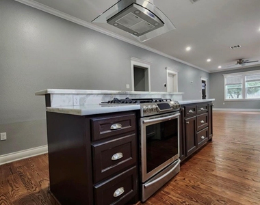 4121 Rusk Street - Photo Thumbnail 11