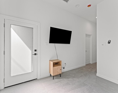 7323 Bastogne Road - Photo Thumbnail 41