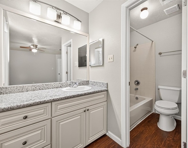 10038 Green Valley Lane - Photo Thumbnail 22