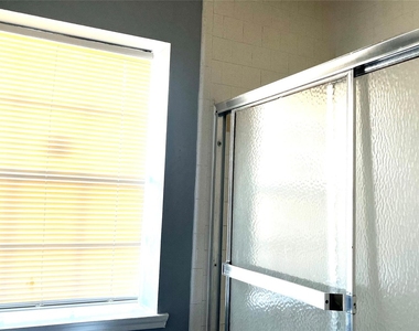 7927 Manzano Drive - Photo Thumbnail 10