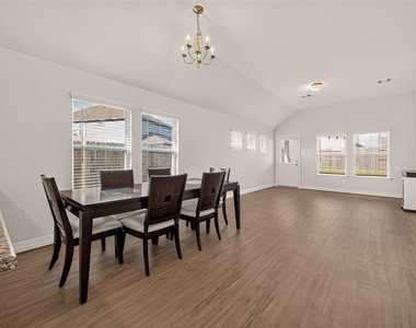 7423 Sunlit Harbor Drive - Photo Thumbnail 17