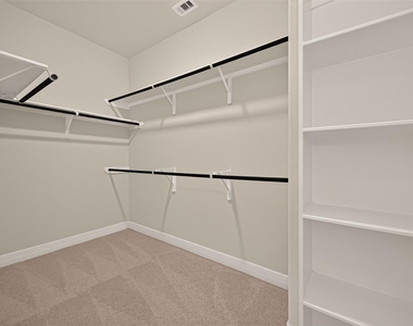7423 Sunlit Harbor Drive - Photo Thumbnail 28