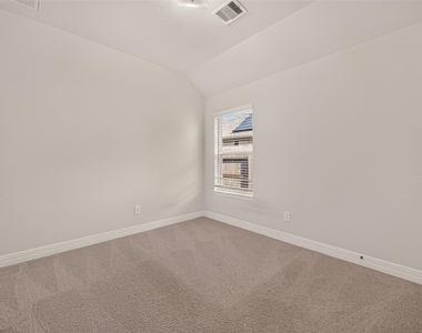 7423 Sunlit Harbor Drive - Photo Thumbnail 35