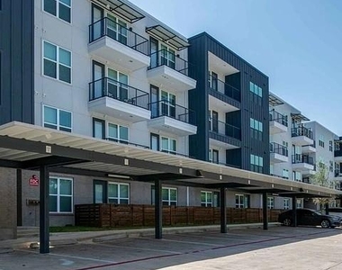 2232 Empire Central Drive - Photo Thumbnail 21