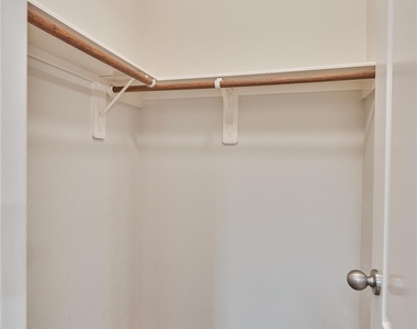 17250 Lafayette Hollow Lane - Photo Thumbnail 31