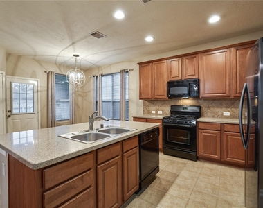 17250 Lafayette Hollow Lane - Photo Thumbnail 25