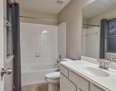 17250 Lafayette Hollow Lane - Photo Thumbnail 38