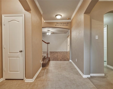 17250 Lafayette Hollow Lane - Photo Thumbnail 11