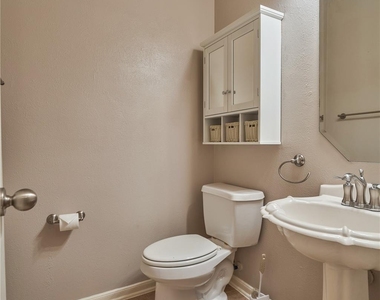 17250 Lafayette Hollow Lane - Photo Thumbnail 41