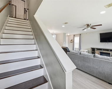 18215 Echo Mar Lane - Photo Thumbnail 16
