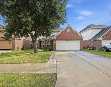 18215 Echo Mar Lane - Photo Thumbnail 3