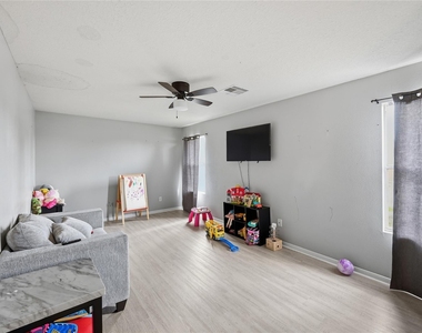18215 Echo Mar Lane - Photo Thumbnail 24