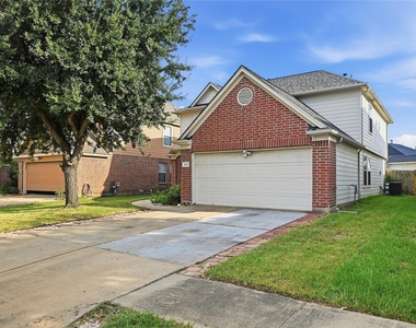 18215 Echo Mar Lane - Photo Thumbnail 2