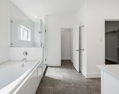 3369 Daphne Street - Photo Thumbnail 19