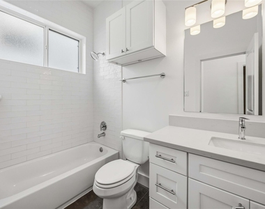 3369 Daphne Street - Photo Thumbnail 12