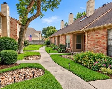 6700 Richardson Road - Photo Thumbnail 17