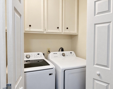 6700 Richardson Road - Photo Thumbnail 8