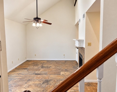 6700 Richardson Road - Photo Thumbnail 5