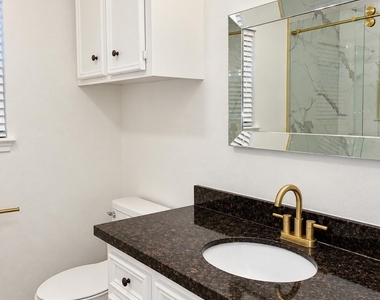 6700 Richardson Road - Photo Thumbnail 10