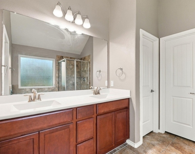21513 Boix Manor Lane - Photo Thumbnail 24