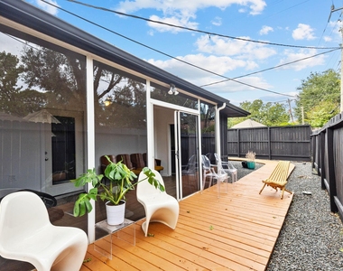 7902 Richmond Avenue - Photo Thumbnail 39